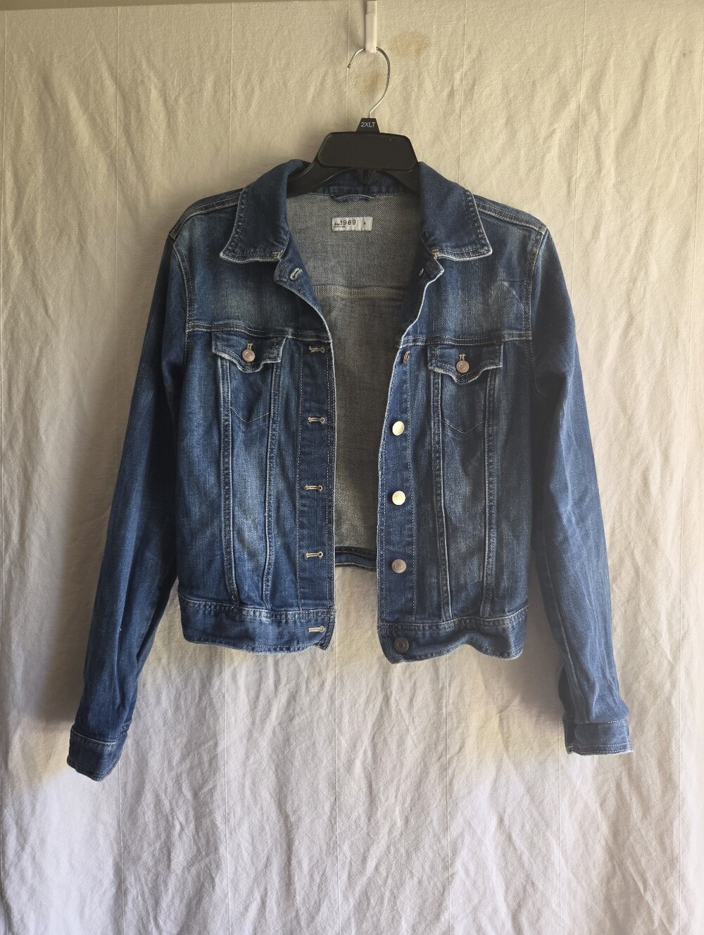 GAP Denim 1969 Womens S Cropped Blue Jean Jacket Classic Button Retro Relaxed
